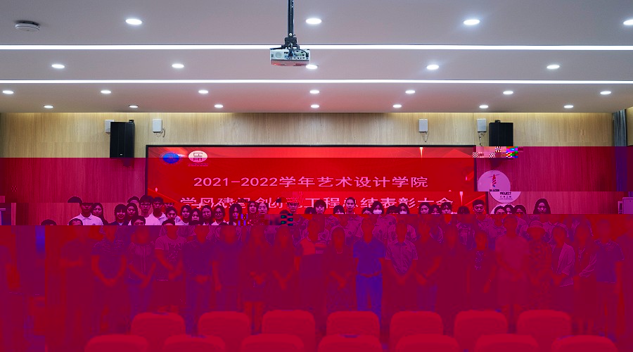 合影.jpg