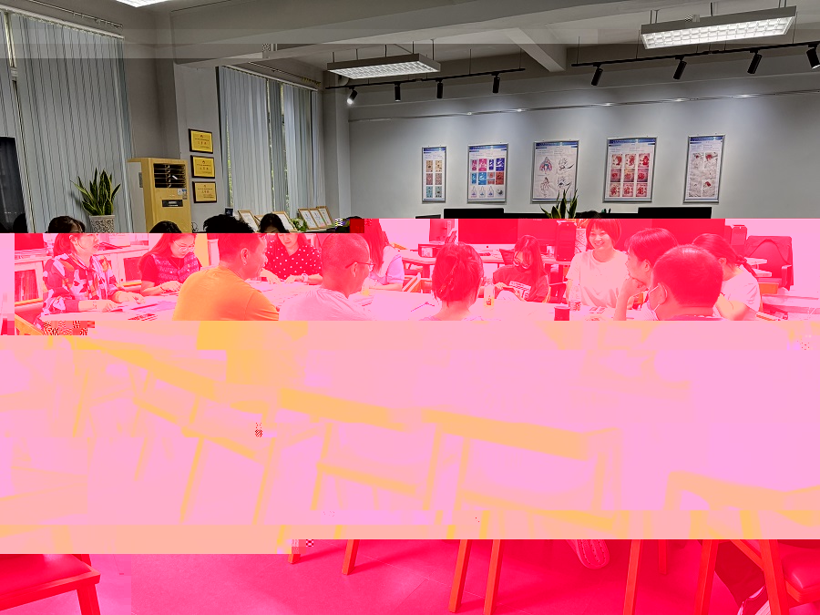 會議現場1.png