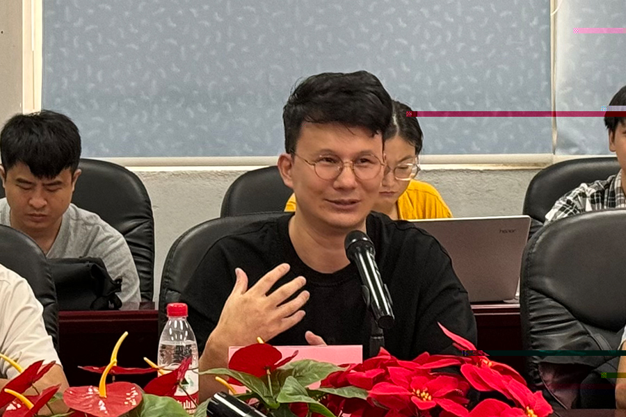 廣州墨魚教育科技有限公司創始人塗亞軍講話.jpg